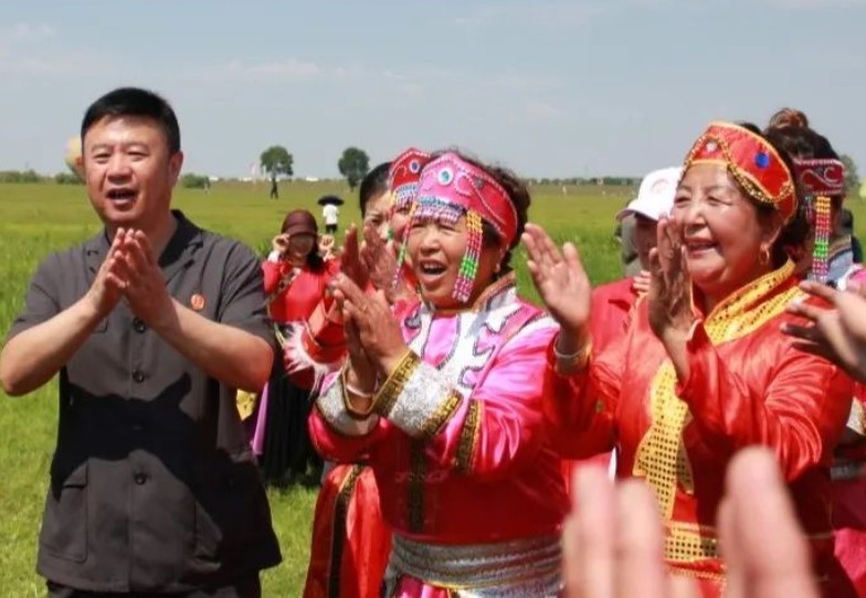 守护自然、民族风情与舌尖美味，“鹤城”文旅背后的法治力量